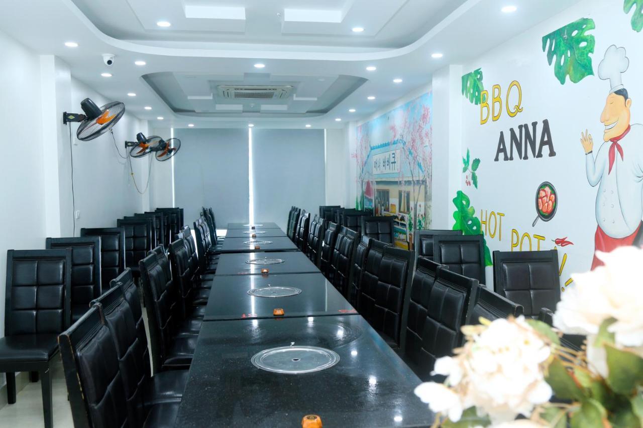 Noi Bai Ville Airport Hotel Hanoi Buitenkant foto